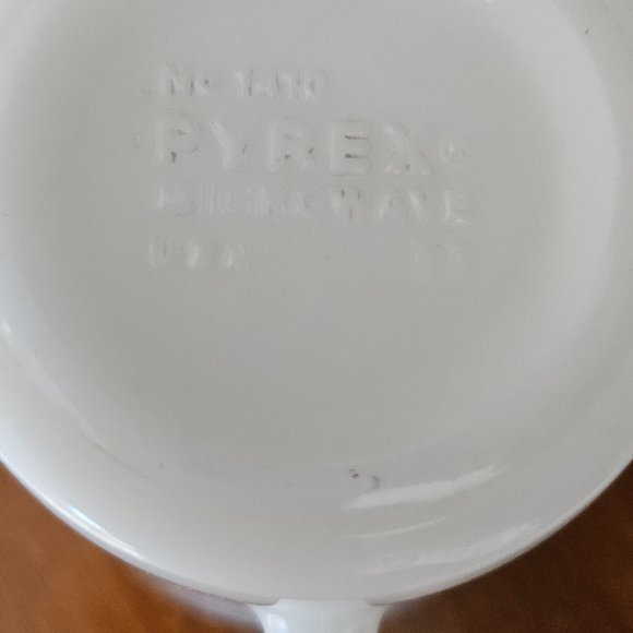 Four cups two different patterns 2 ginger brown pattern 2butterfly pattern - Picture 6 of 6